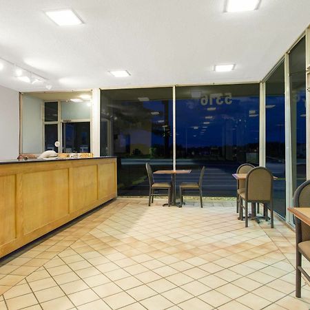 Garden Inn Fredricksburg South Фредериксбърг Екстериор снимка