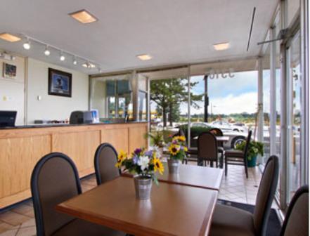 Garden Inn Fredricksburg South Фредериксбърг Ресторант снимка