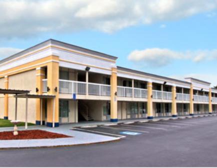 Garden Inn Fredricksburg South Фредериксбърг Екстериор снимка